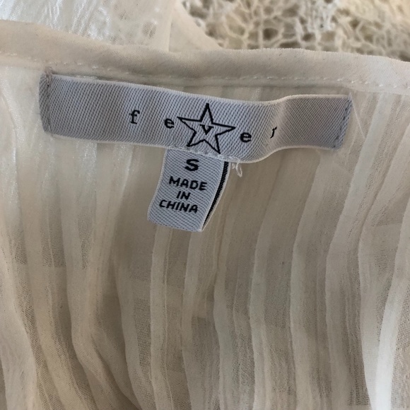 Gorgeous Women's S Boho Peasant Top White Ruffles Lace Victorian V-Neck Tie Neck - Picture 4 of 4